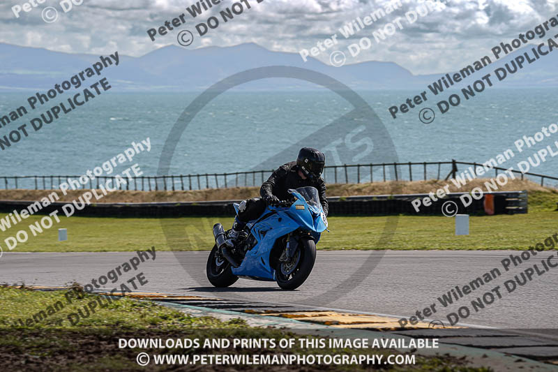 anglesey no limits trackday;anglesey photographs;anglesey trackday photographs;enduro digital images;event digital images;eventdigitalimages;no limits trackdays;peter wileman photography;racing digital images;trac mon;trackday digital images;trackday photos;ty croes